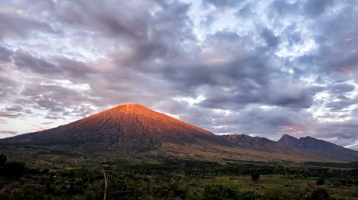 Fact & History Mt Rinjani